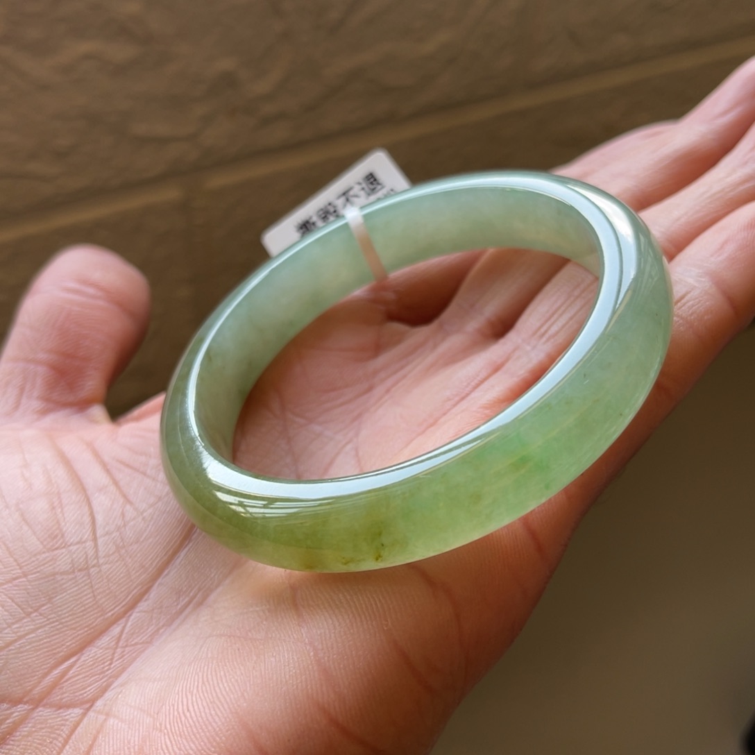 翡翠手镯未镶嵌55.5圈三天鉴赏期
