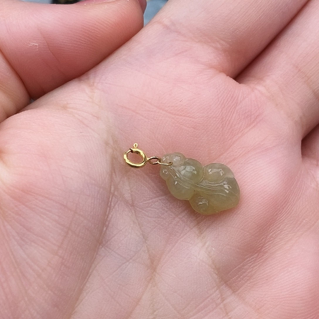 翡翠颈饰18K金镶嵌金鱼