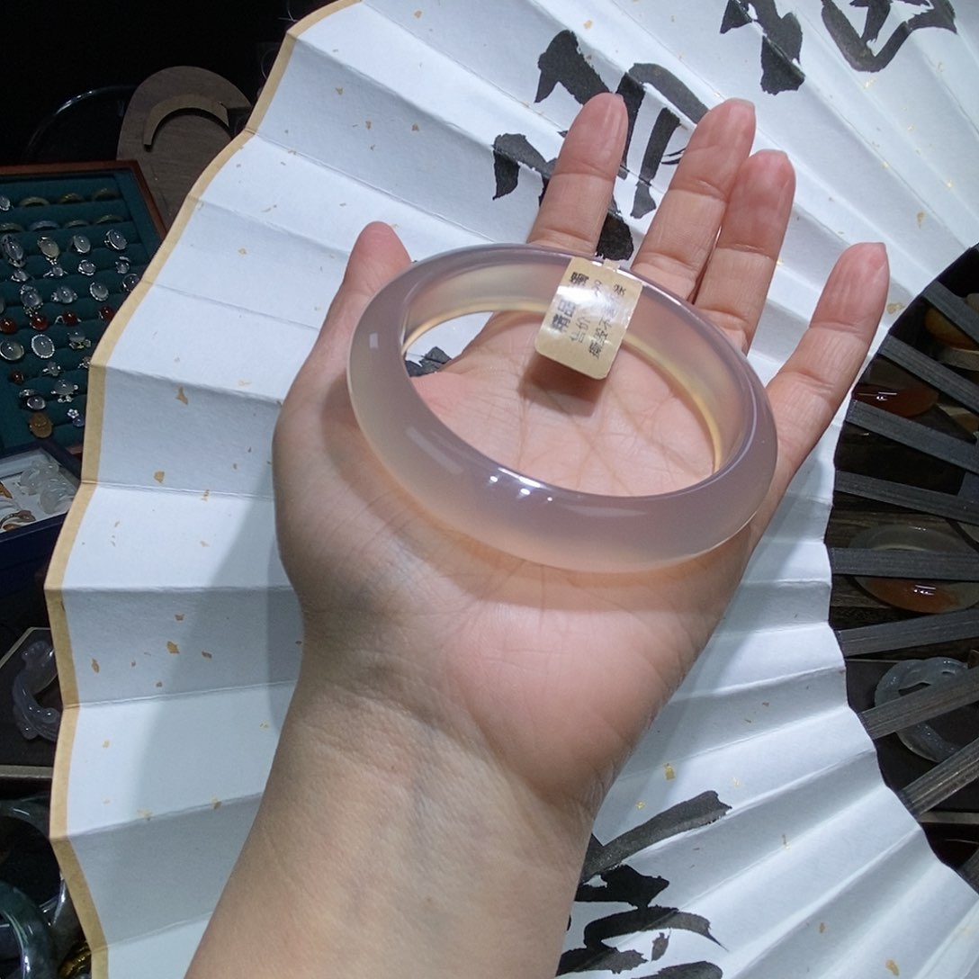 玛瑙/玉髓手镯未镶嵌布**贝