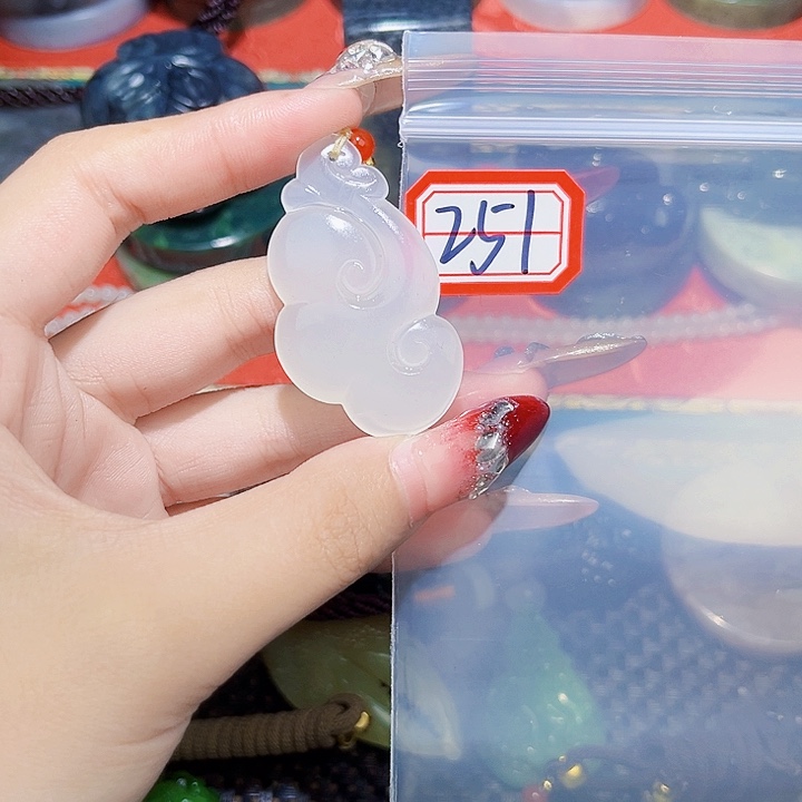 和田玉和田玉边角料随机发未镶嵌