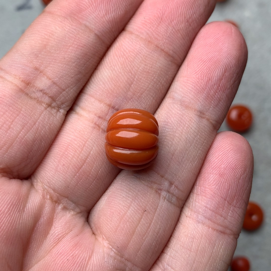 南红玛瑙未镶嵌瓜珠