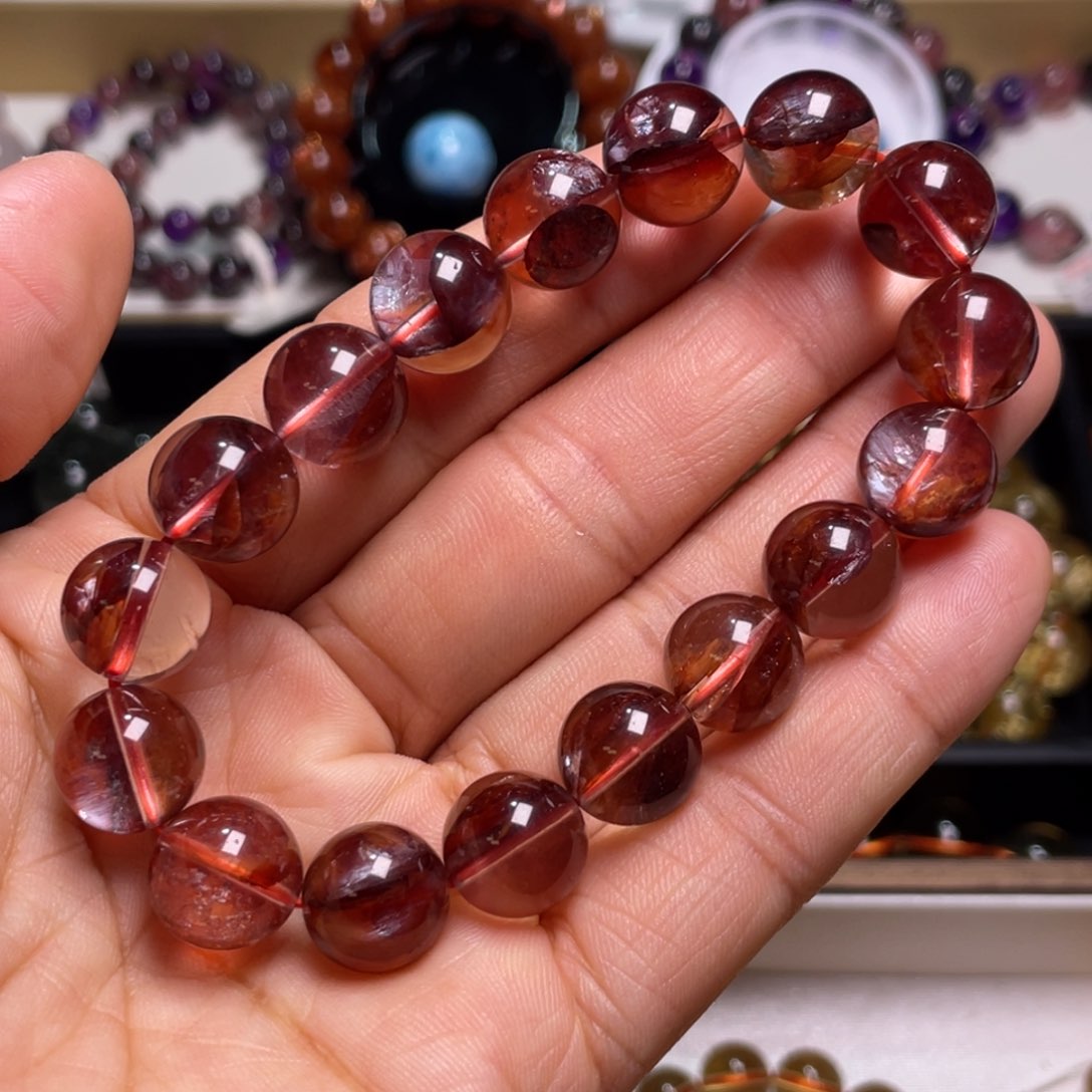 水晶手链未镶嵌牛血红胶花