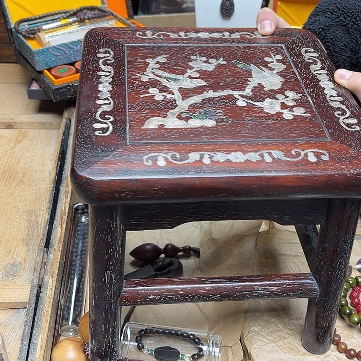 大叶紫檀（黑酸枝木类）