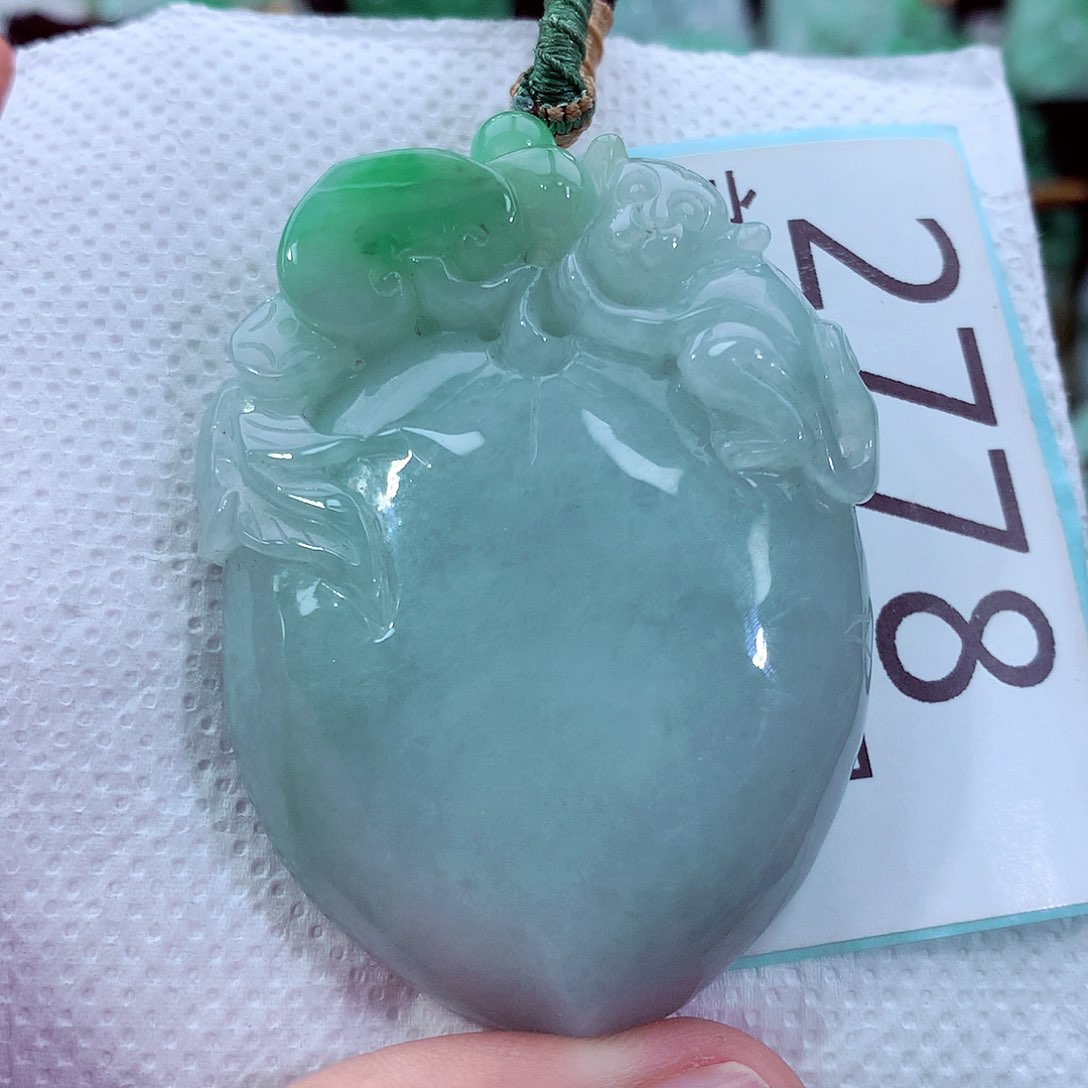 吊坠(不含链)未镶嵌翡翠