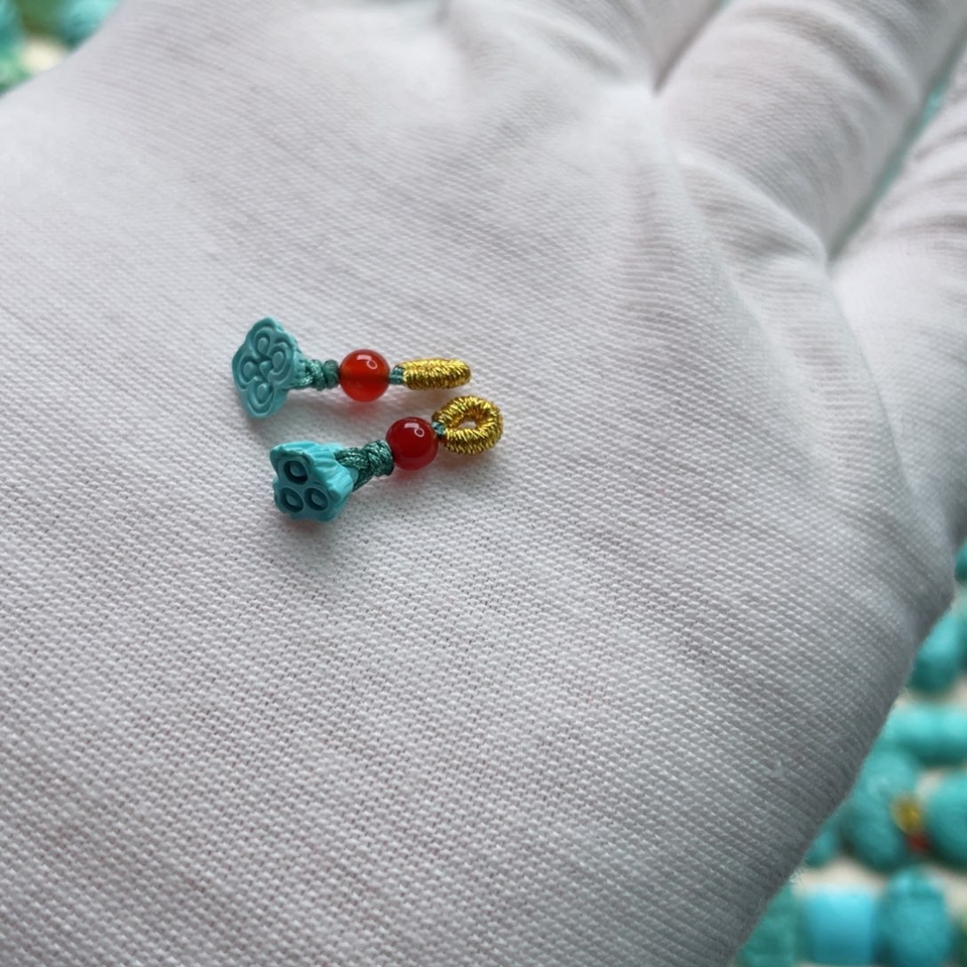 南红玛瑙颈饰未镶嵌