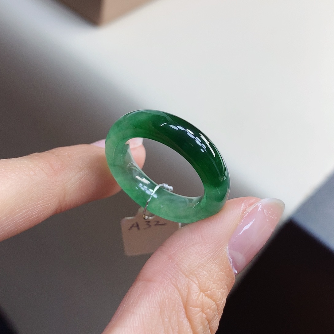翡翠戒指未镶嵌15号