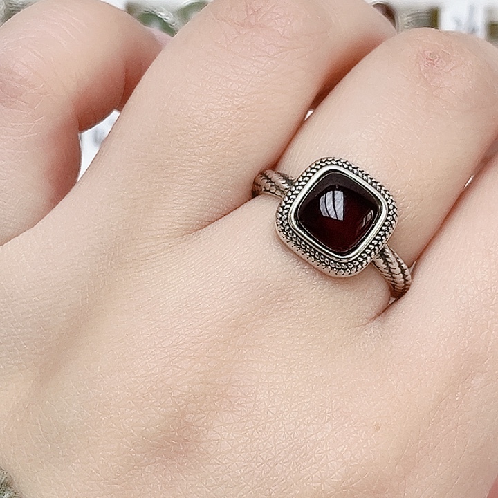血珀戒指银S925镶嵌天然