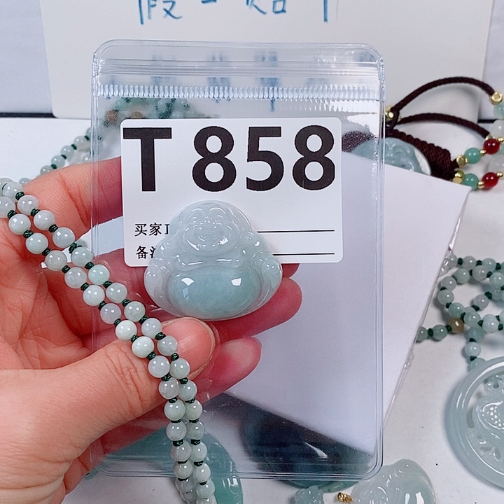翡翠颈饰未镶嵌天然