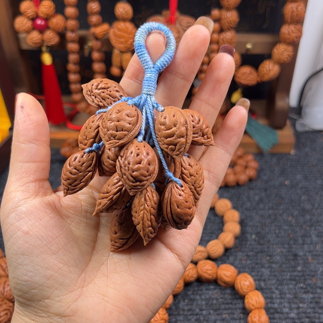 吊坠桃核桃枭挂件L