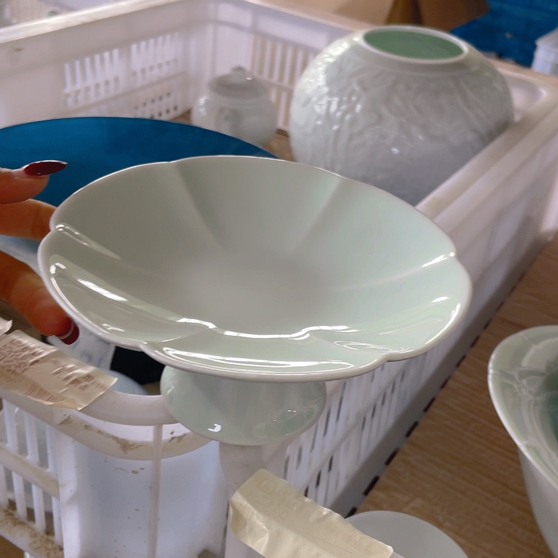 不能自拔……这件大衣也不错！一