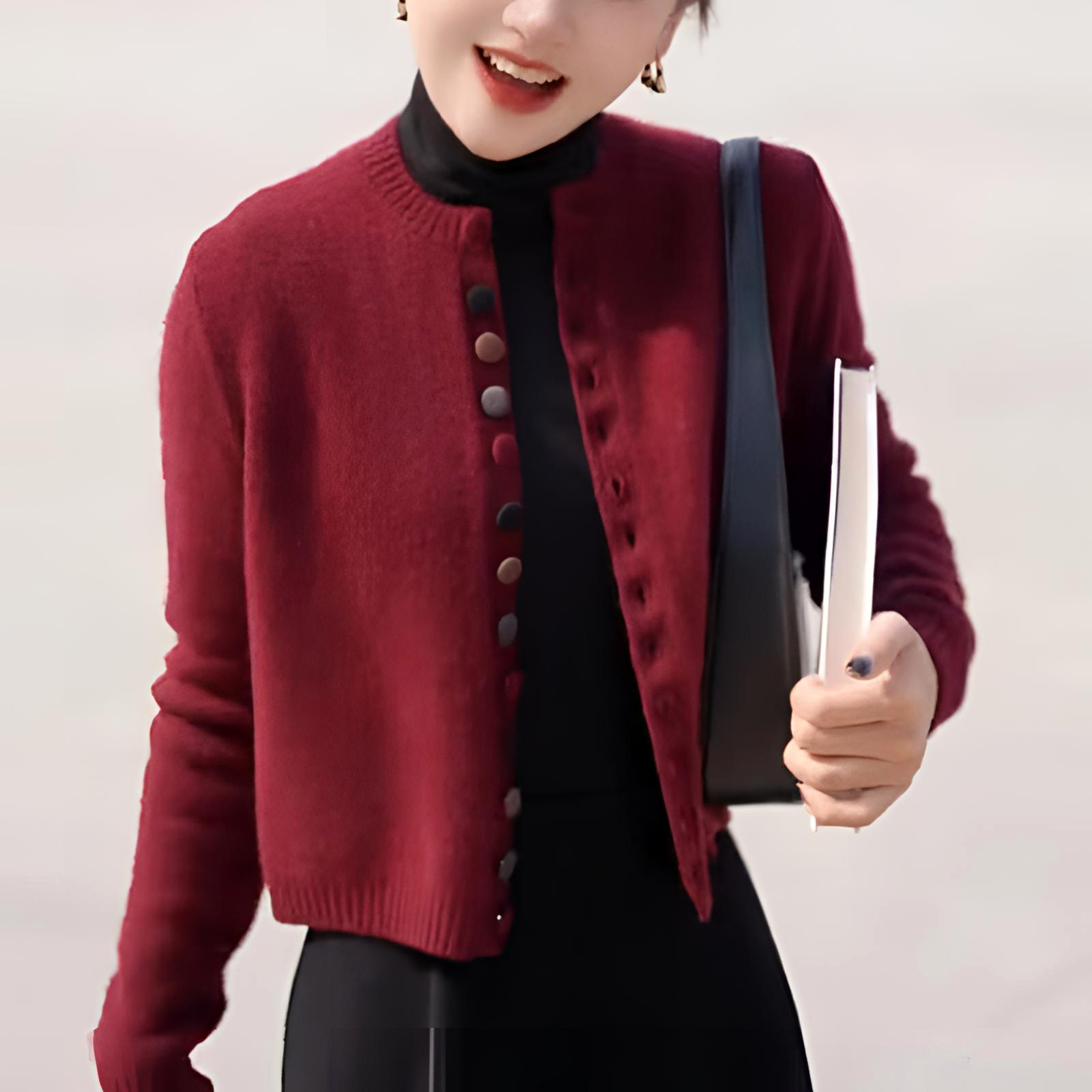 2025春秋红毛衣女彩扣圆领针织开衫外穿气质显瘦短款外套红色X106