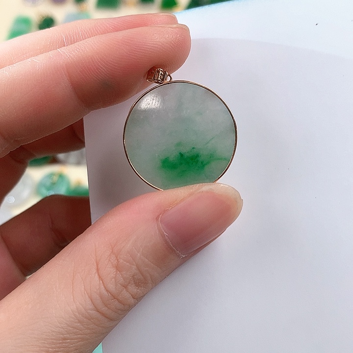 颈饰18K金镶嵌翡翠86226636788