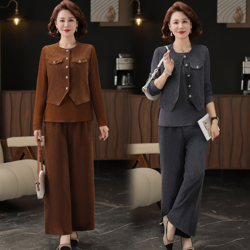2025年妈妈春秋时尚套装两件套减龄休闲中老年女装气质洋气aa5802