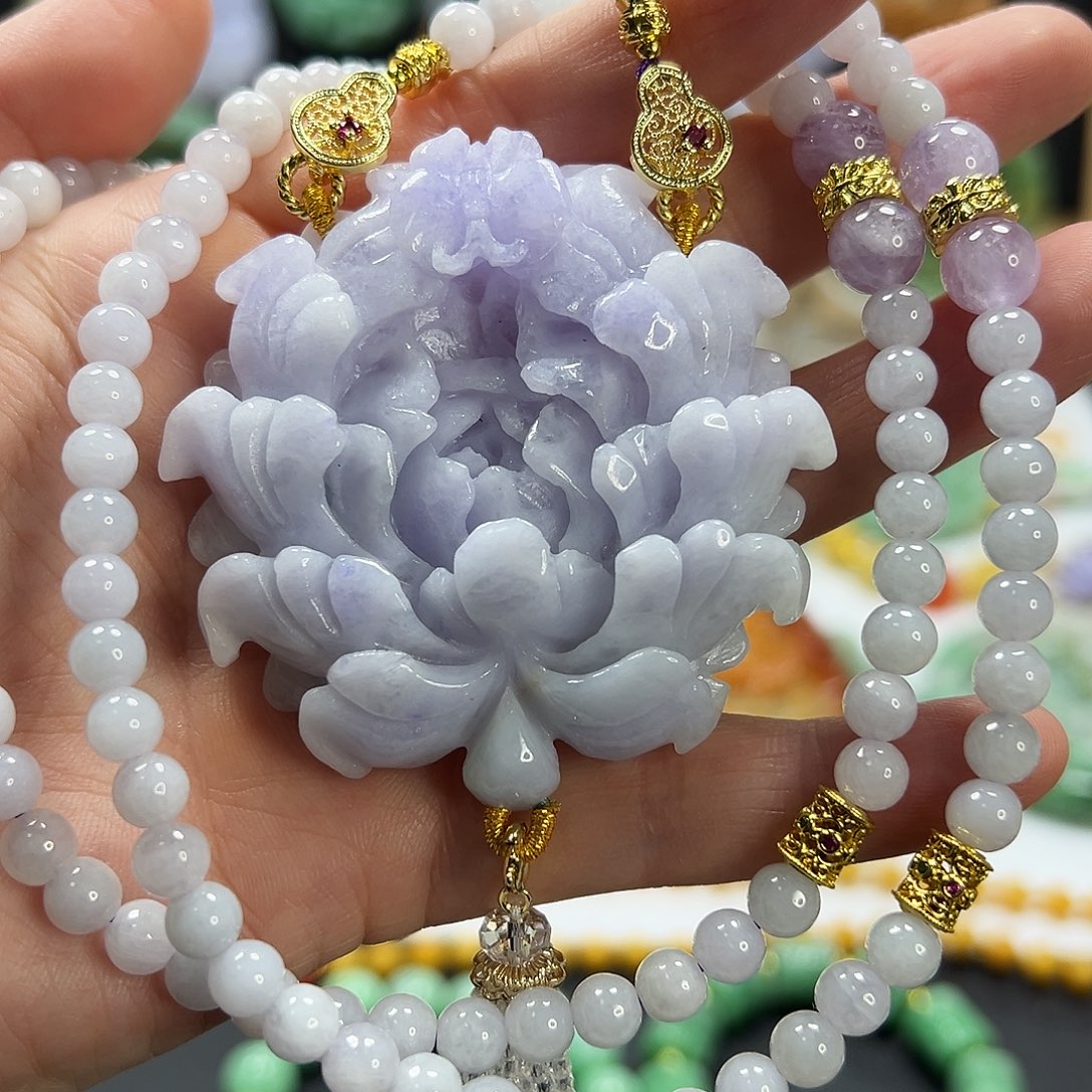 翡翠未镶嵌颈饰吊坠