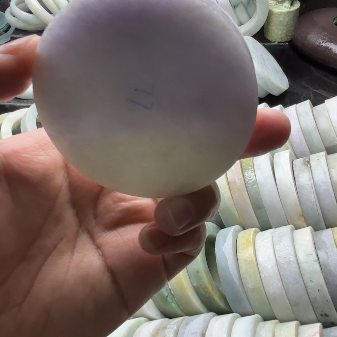 小***丑定制翡翠未镶嵌翡翠手镯定制