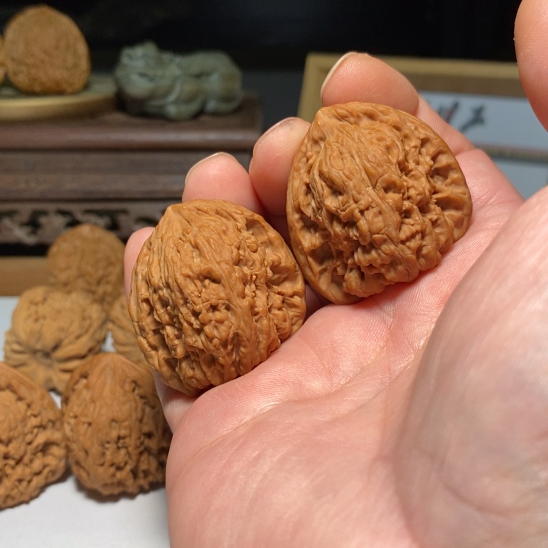 文玩核桃南疆石天残脚