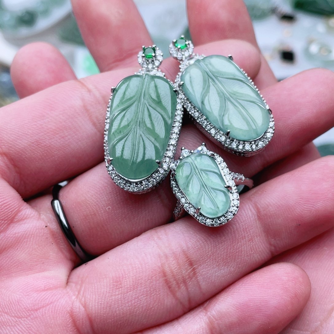 翡翠戒指未镶嵌叶子