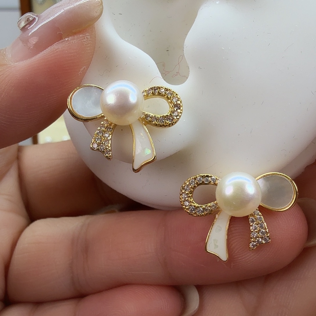 未镶嵌淡水珍珠耳饰