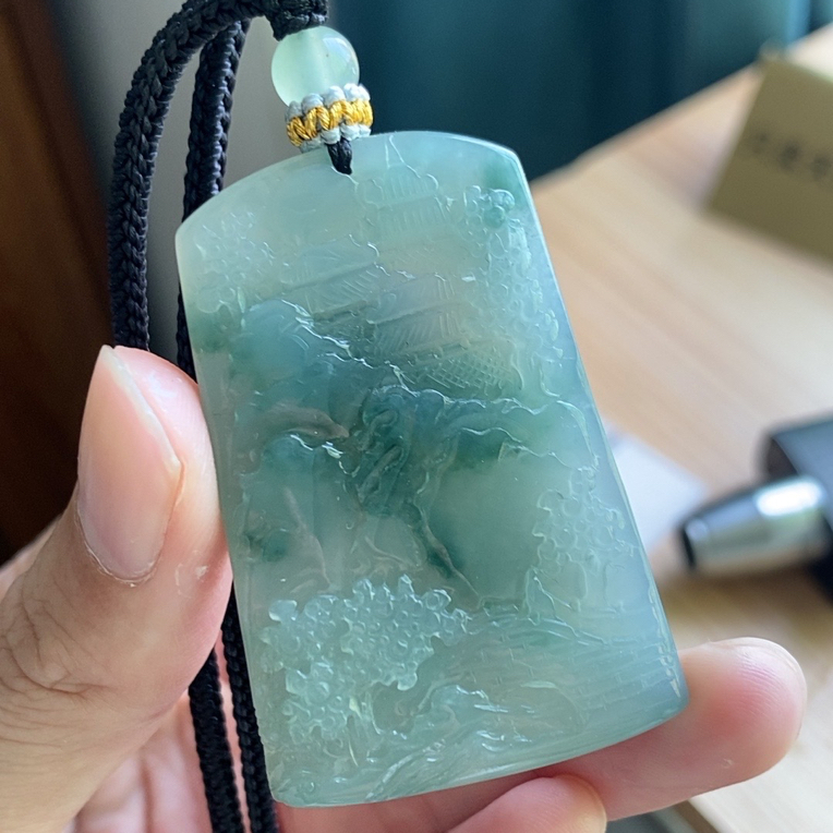 天然缅甸A货翡翠冰胶老料高货山水牌51*35*6.3