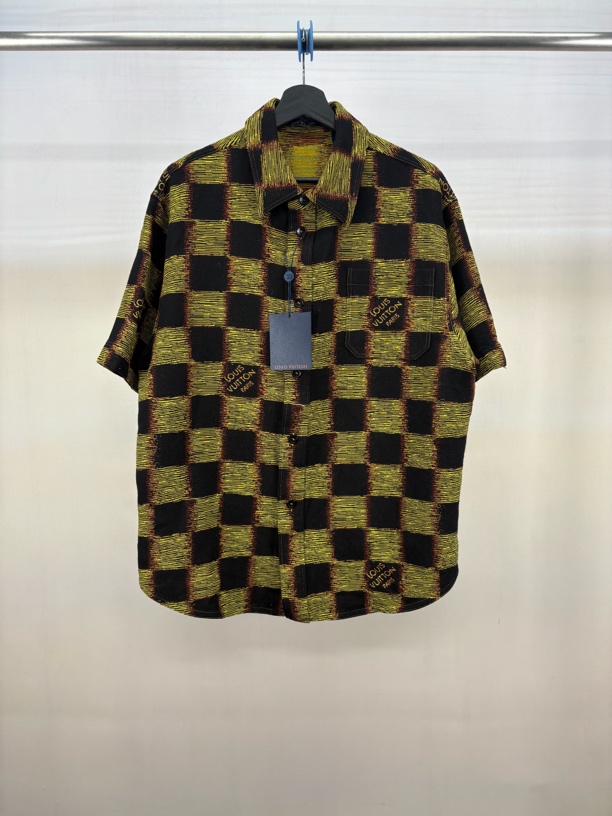 全新未使用 LouisVuitton/路易威登 棋盘格短袖衬衫/S码/C5875
