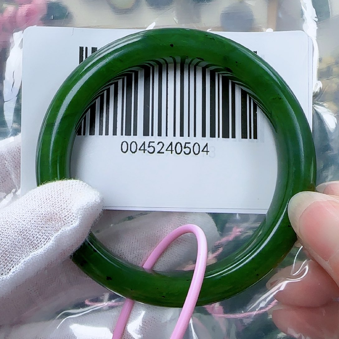 和田玉（碧玉）手镯未镶嵌5556包容