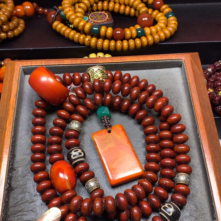 星月菩提吊坠菩提