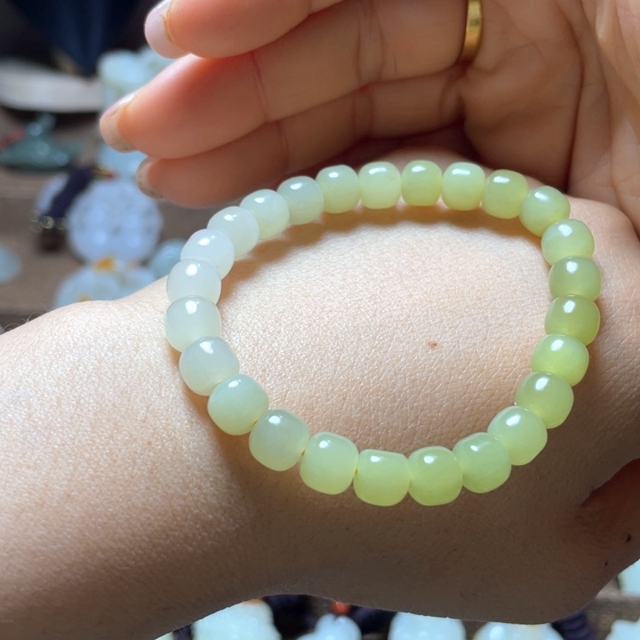 和田玉（糖玉）未镶嵌珠宝奇石