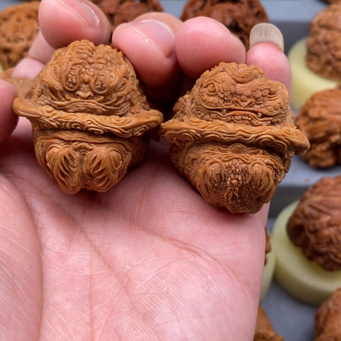 核桃手串/手链噼***啵生肖款金蝉