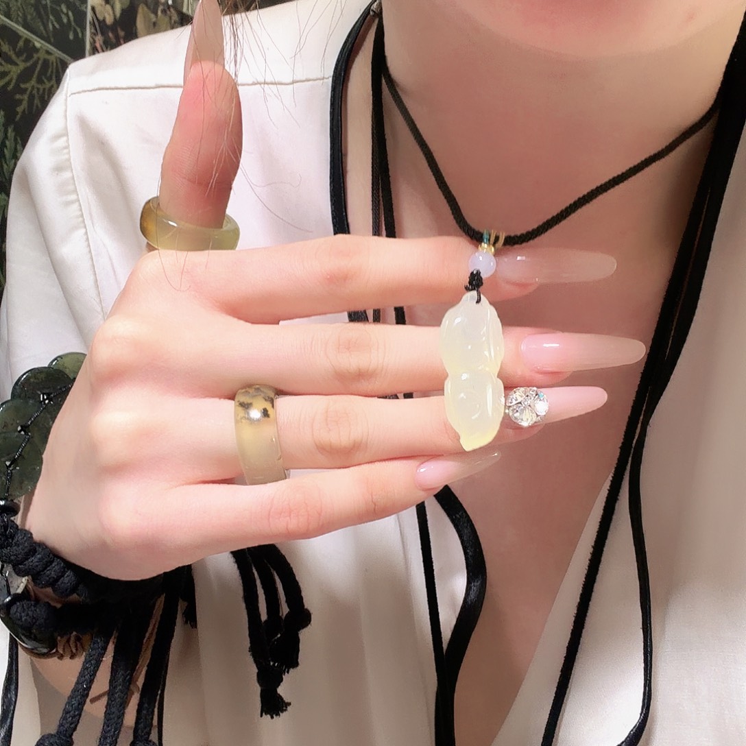 岫玉未镶嵌花生好事发生