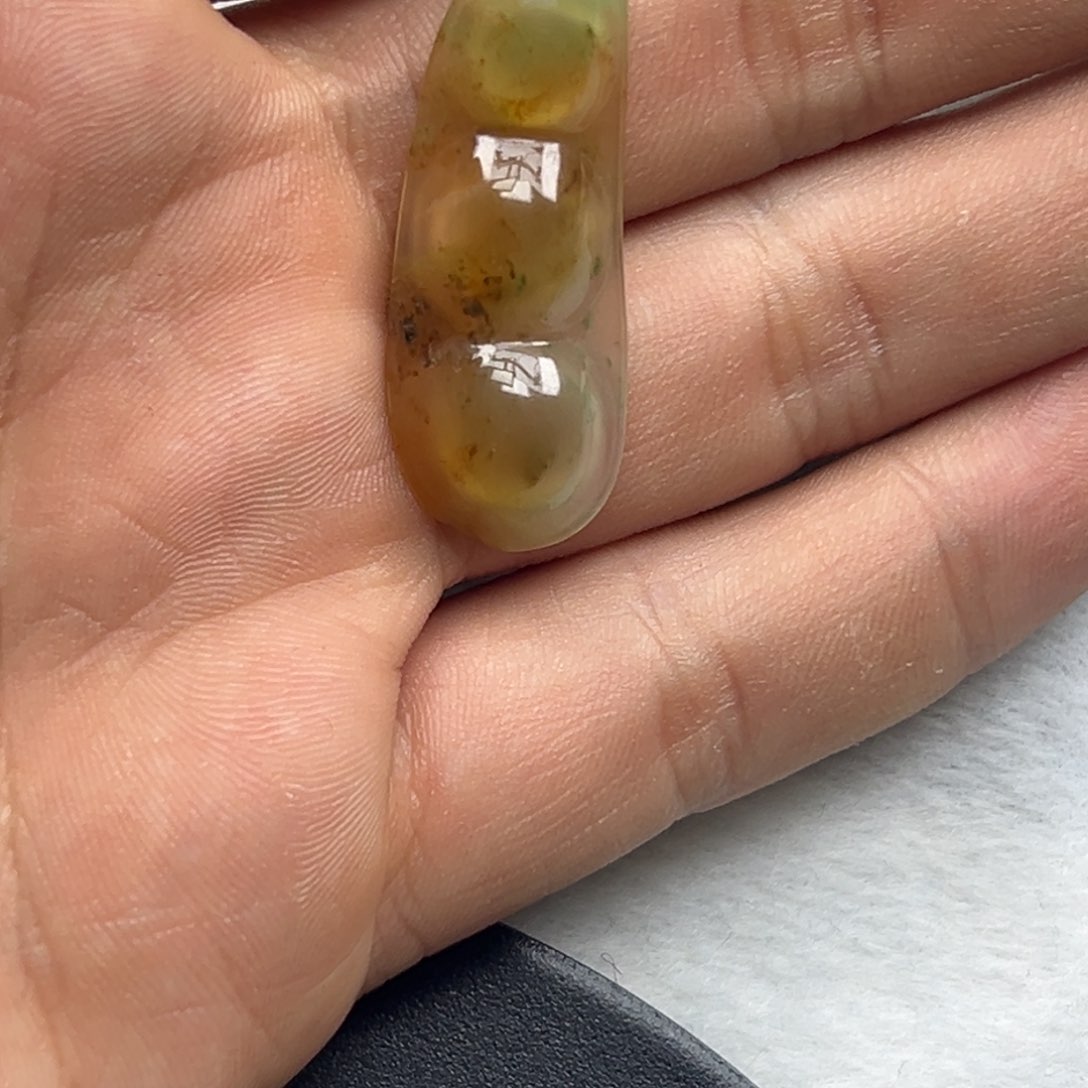 石英质玉颈饰未镶嵌梵*