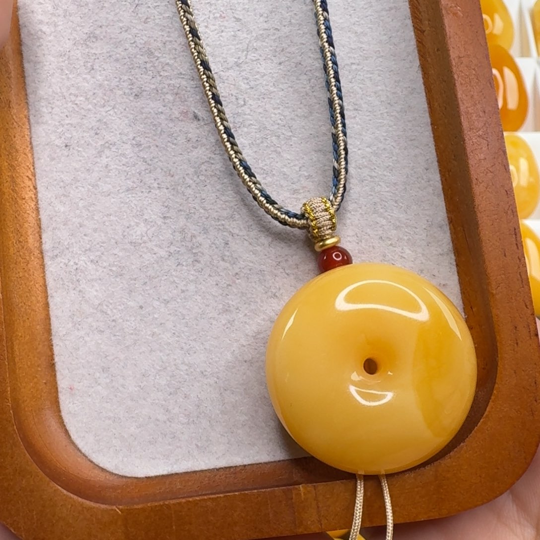 蜜蜡毛衣链未镶嵌