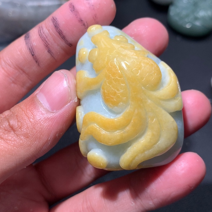 翡翠未镶嵌颈饰保真天然a货翡翠