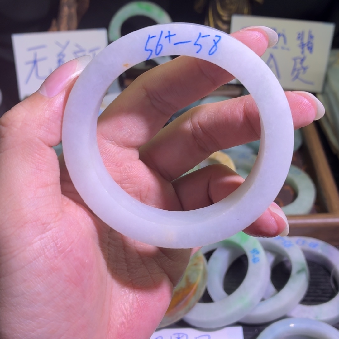 定制翡翠未镶嵌翡翠A货手镯毛胚定制