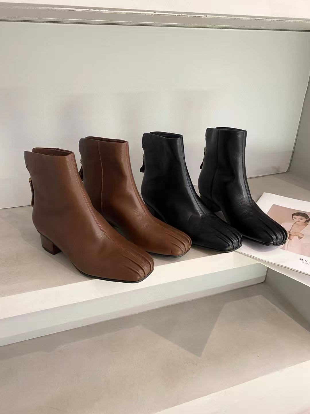 冬季套筒时装靴防水平跟短靴靴子秋冬粗跟粗跟靴圆头