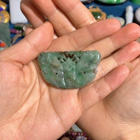 翡翠颈饰未镶嵌精美翡翠非常漂亮