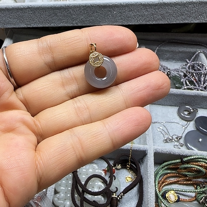 ****璟和田玉未镶嵌颈饰