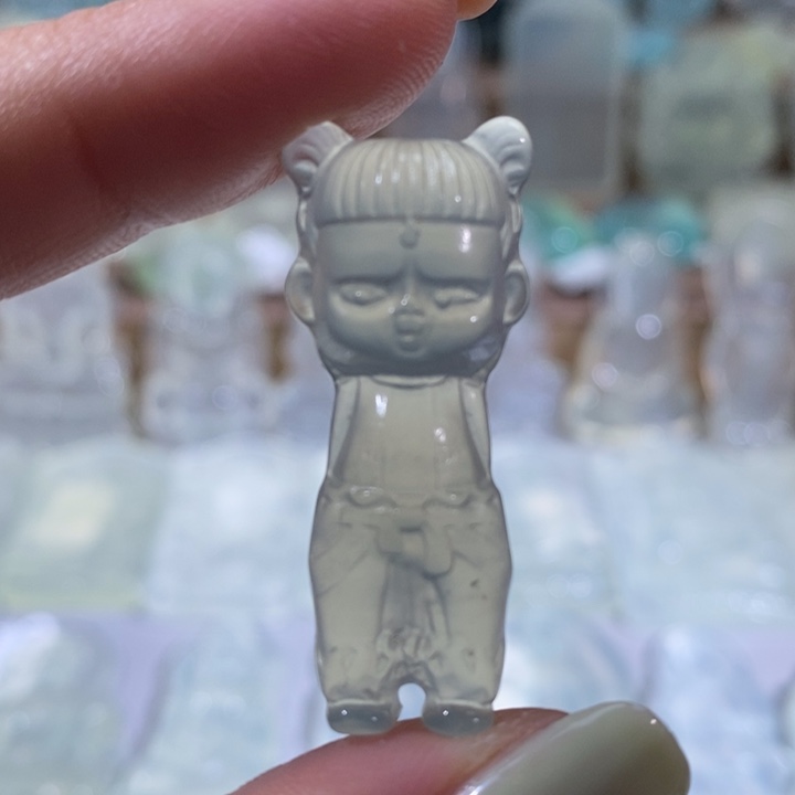 岫玉未镶嵌吊坠吊坠