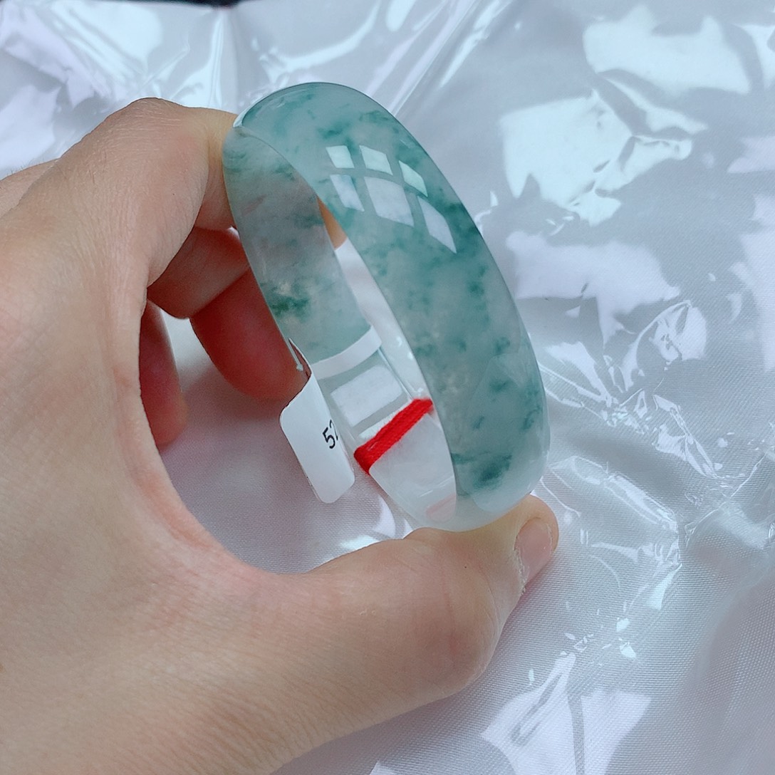 未镶嵌手镯翡翠52圈