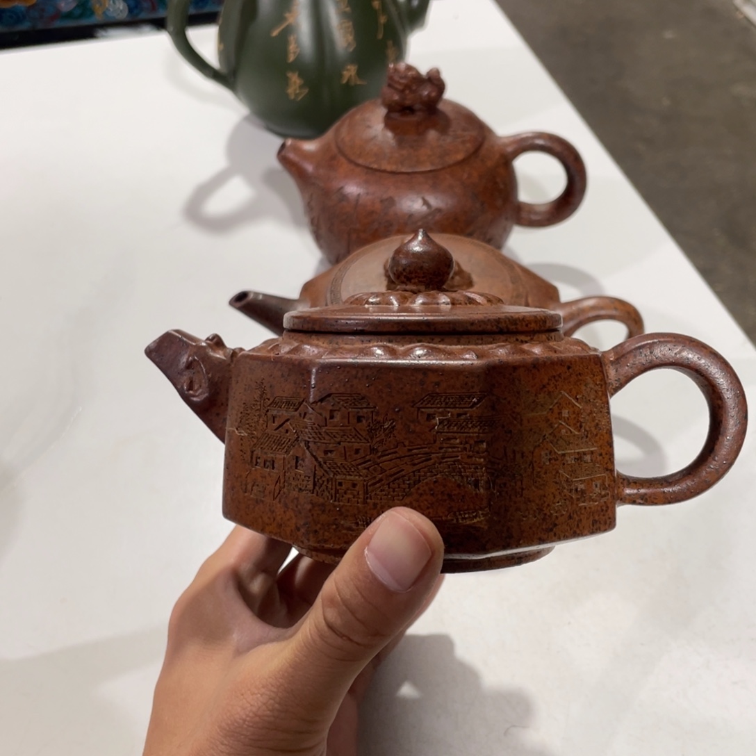 茶壶紫砂老厂紫砂壶一件。