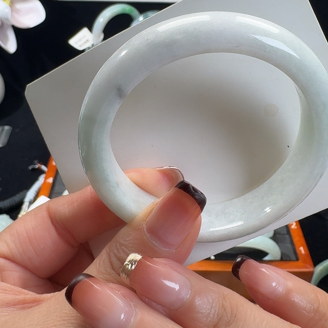 翡翠未镶嵌手镯55正圈翡翠手镯