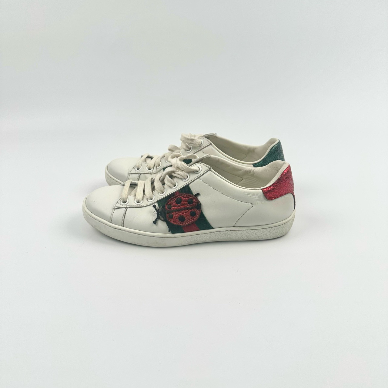 95新 GUCCI/古驰 35码 小蜜蜂鸳鸯小白鞋 95新