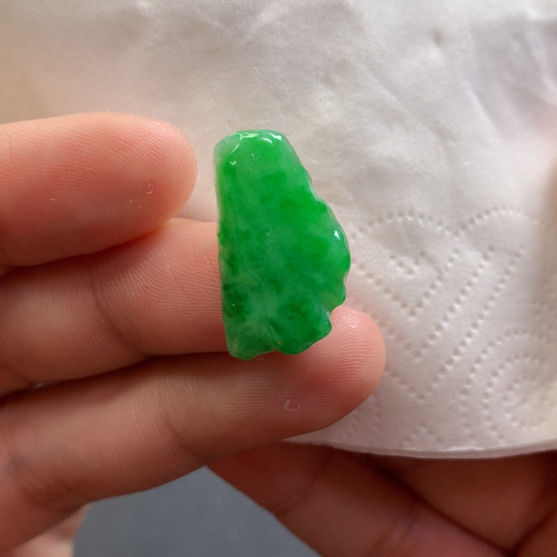 【闪购商品】翡翠吊坠(不含链)未镶嵌