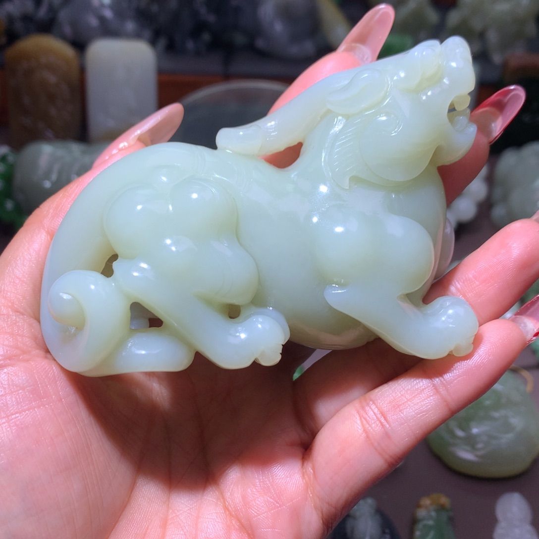 颈饰未镶嵌和田玉岐****！