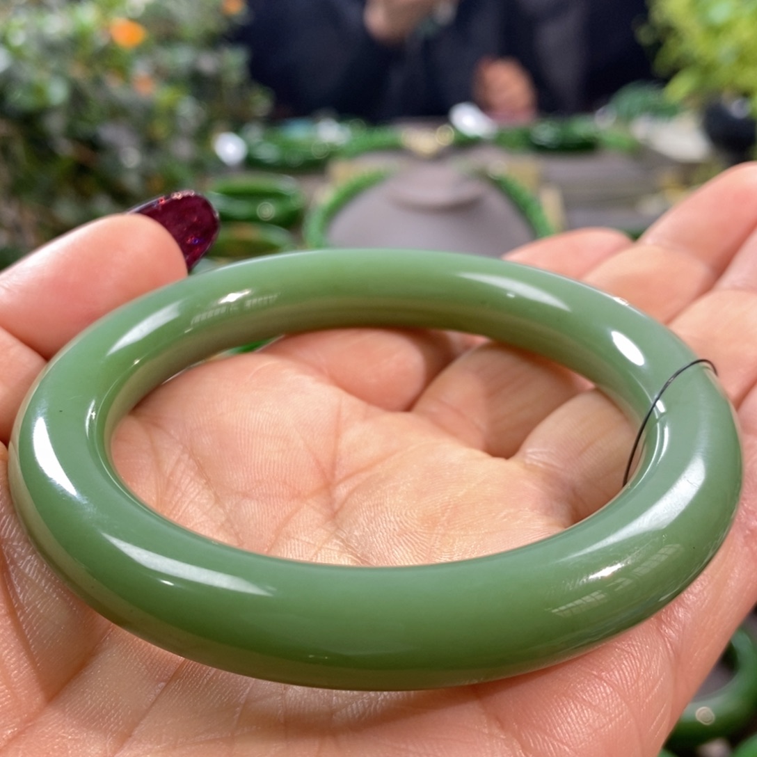 和田玉（碧玉）手镯未镶嵌