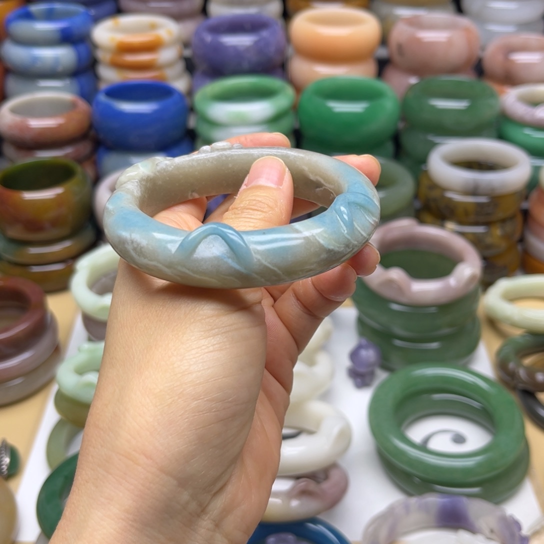 夢***影石英质玉未镶嵌手镯