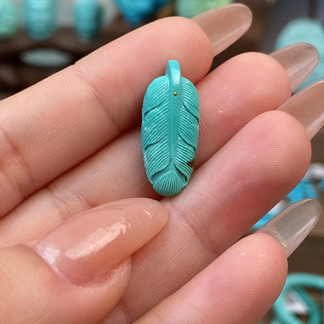 绿松石雕刻未镶嵌