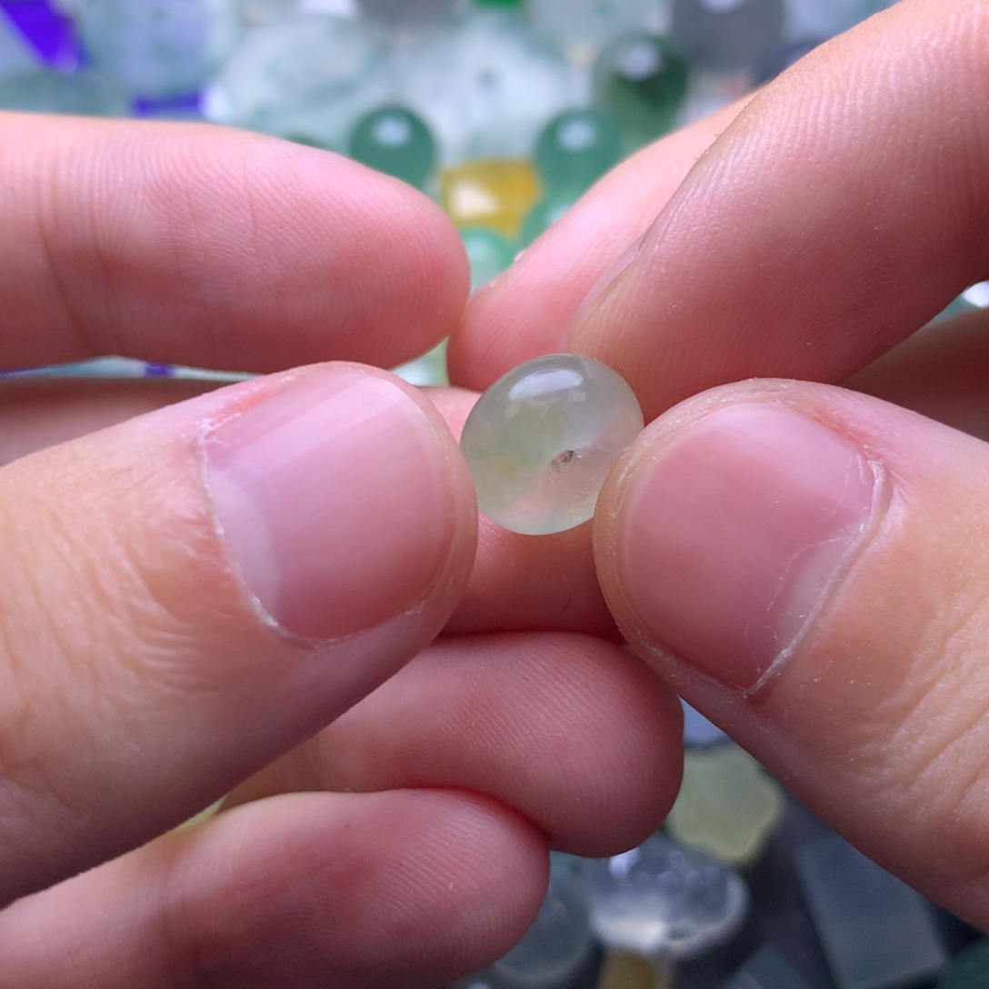 定制翡翠未镶嵌挂件