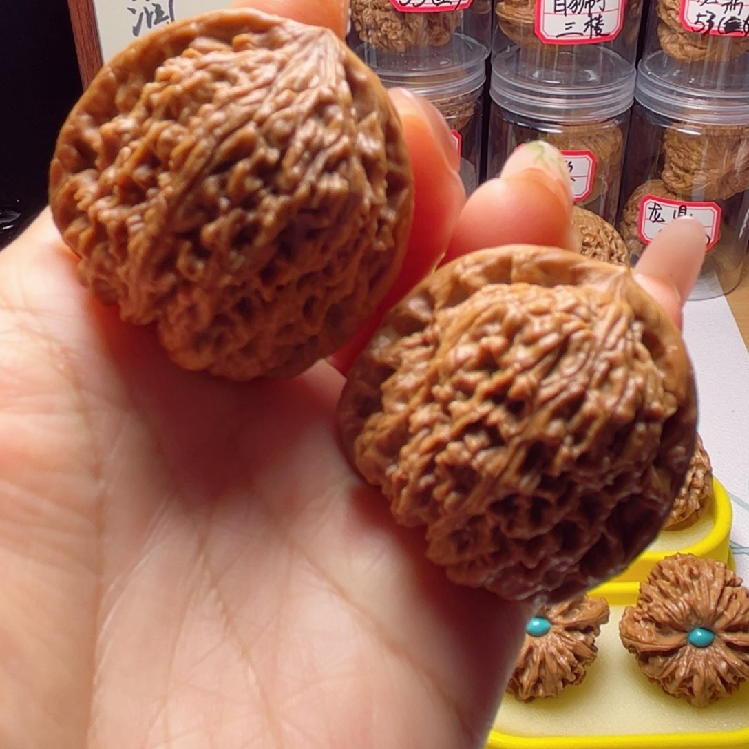 文玩核桃吊坠南江石福利款