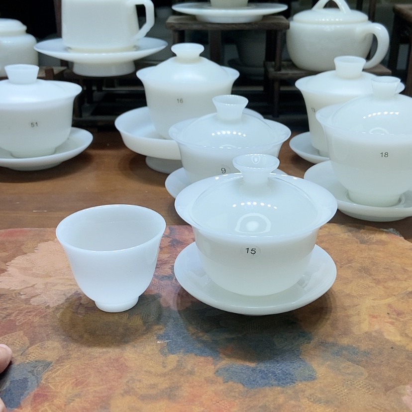 【闪购商品】隔**王在下月中旬前把资金存入卡账户或