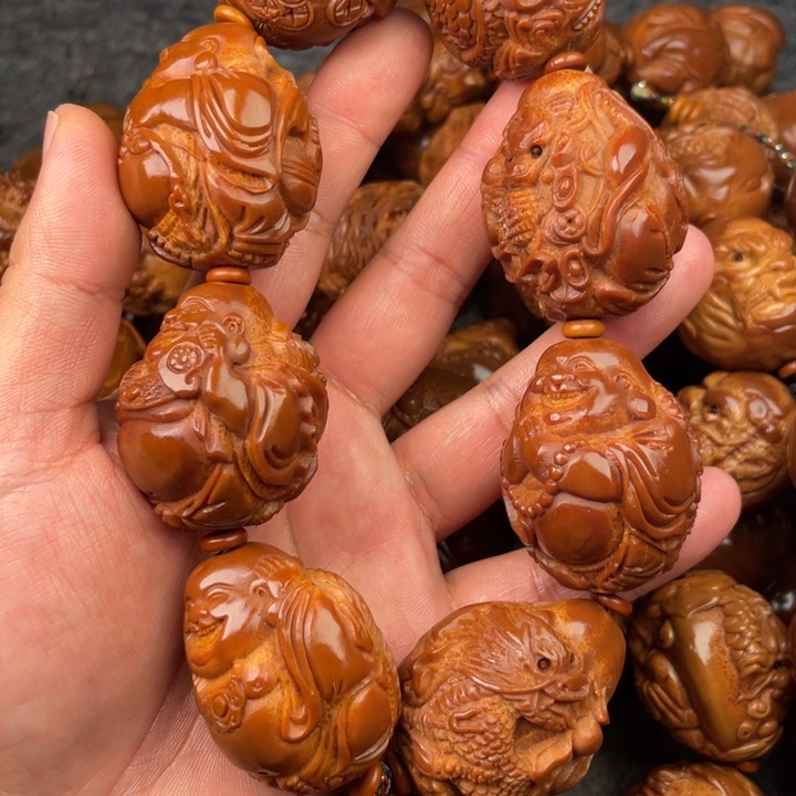 橄榄核手串王**`橄榄核手持